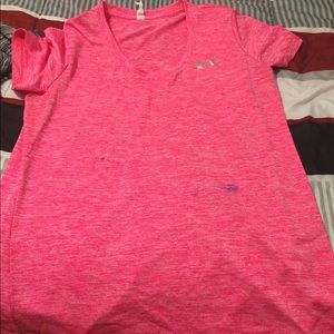 Under Armour T-shirt